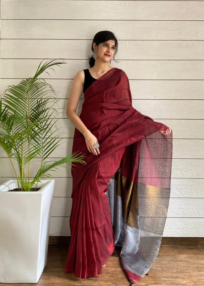 a women wear linen silk sarees in picture