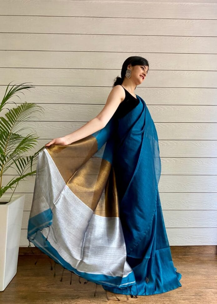 a women wear linen silk sarees in picture