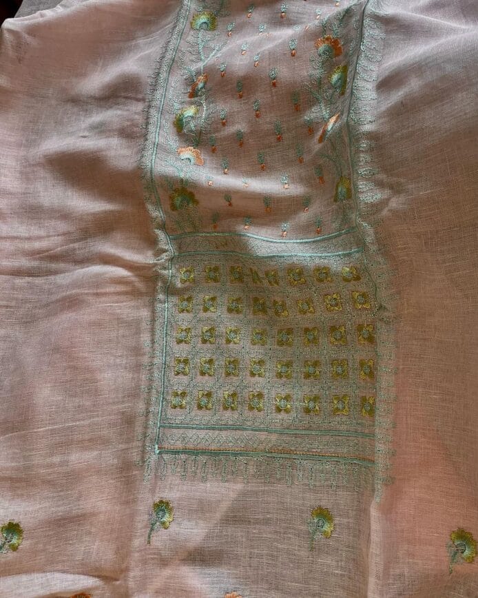 Exquisite Embroidered Suits - Craftsmanship in Every Stitch