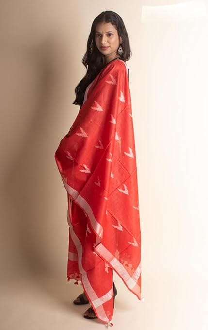 Red Cotton Dupatta waer a model